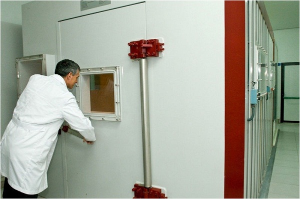  Hypobaric chamber at the Biopol'H, in Catalonia, used with patients and sports-people who need treatment or training with reduced atmospheric pressure. 